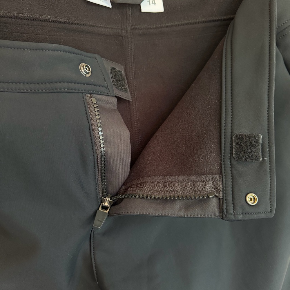 Obermeyer Black Softshell Ski Pants Insulated 14 … - image 5